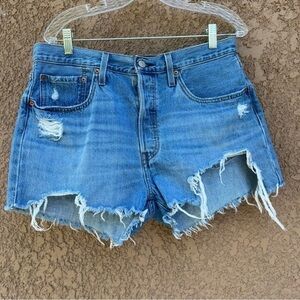 Levi’s 501 Button Fly Jean Short Womens Sz 31 Distressed Destroyed Cutout‎ Denim